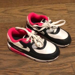 Air max little girl sneakers